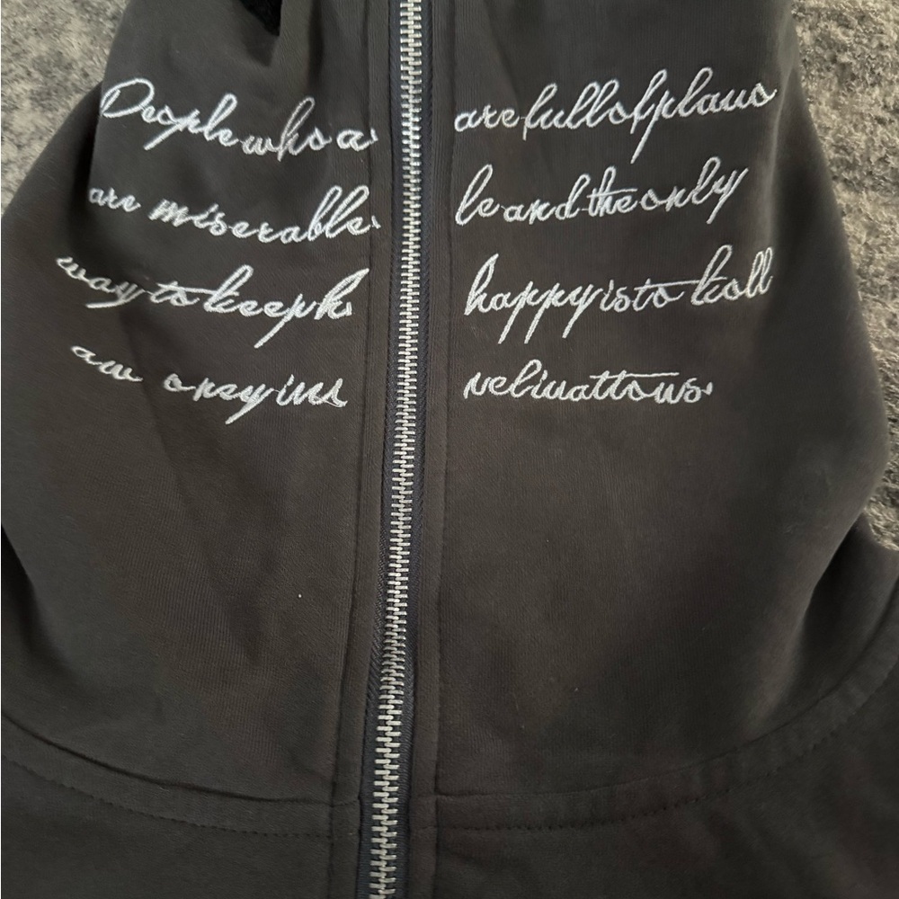 Stylish Jacket with Black Star and Heart Accents - Picture 3 of 6